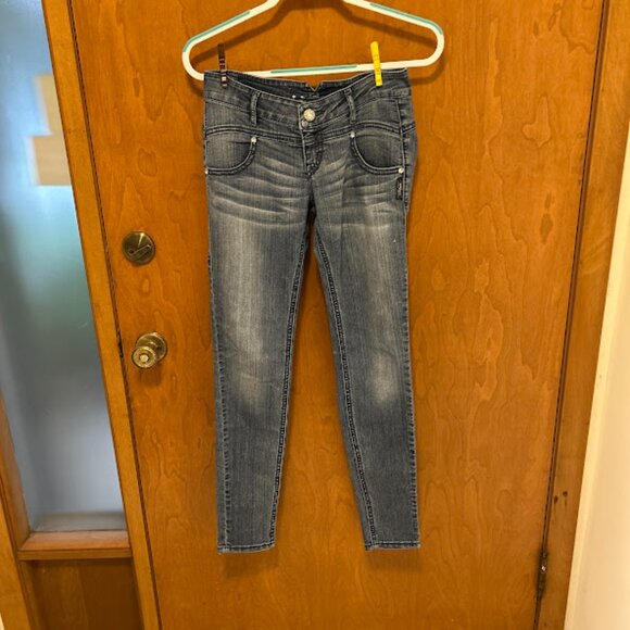 Silver Jeans Co. “Eddie” Relaxed Fit Straight Leg Jeans W27 L31 Medium Wash - Picture 1 of 7